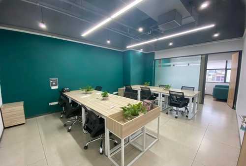 東方校服訂做海南昆善制衣直銷價